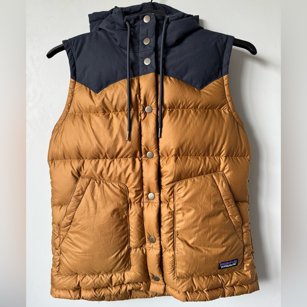 Patagonia Women's Bivy Hooded Vest Size M - Picture 2 of 16